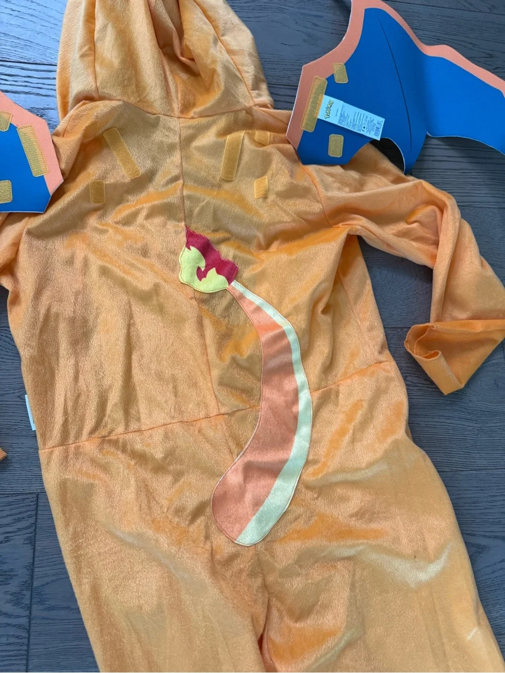 Kids Pokémon Charizard Halloween costume. XL size 14-16. Like new